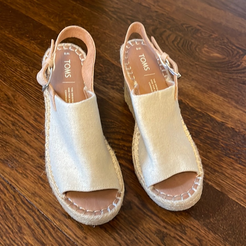 Toms Espadrilles - Like New